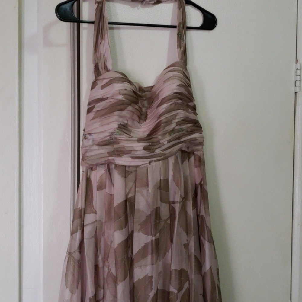 Dress - Picture 2 of 7